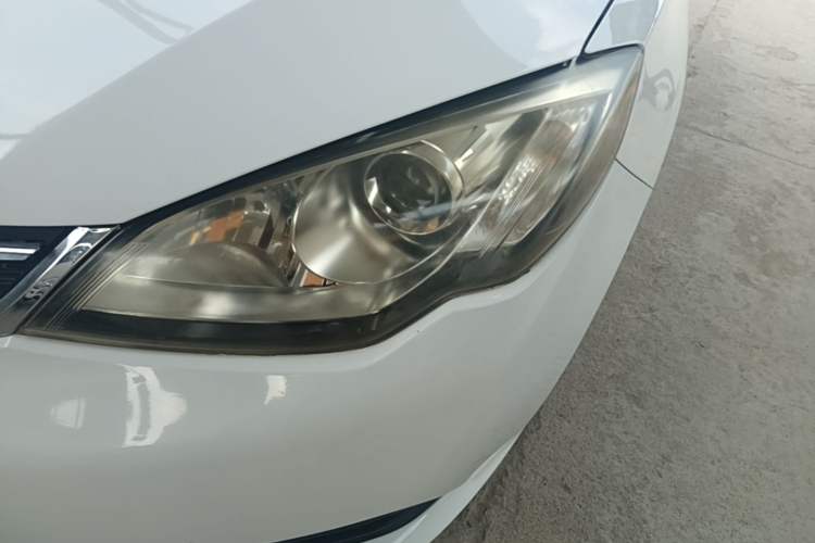 Used Roewe 360 2017 1.5L Automatic Luxury Edition Left Front Headlight