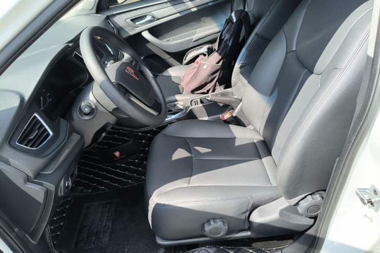 Used Roewe 360 2017 1.5L Automatic Luxury Edition Left Front Seat