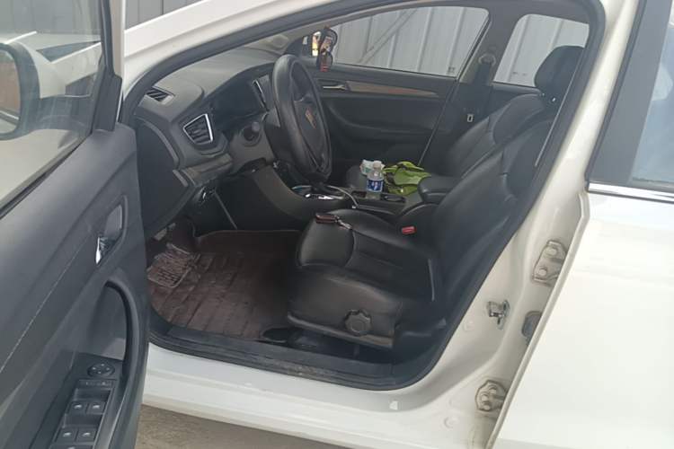 Used Roewe 360 2017 1.5L Automatic Luxury Edition Left Front Seat