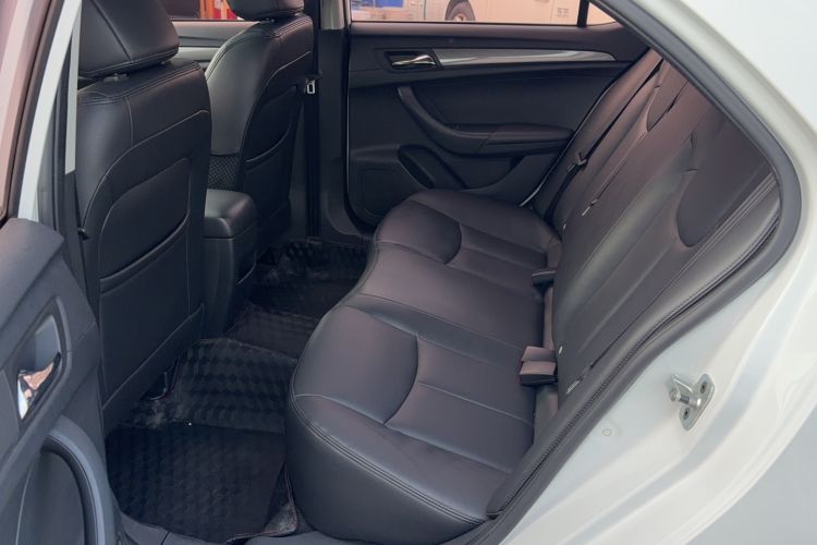 Used Roewe 360 2017 1.5L Automatic Luxury Edition Left Rear Seat