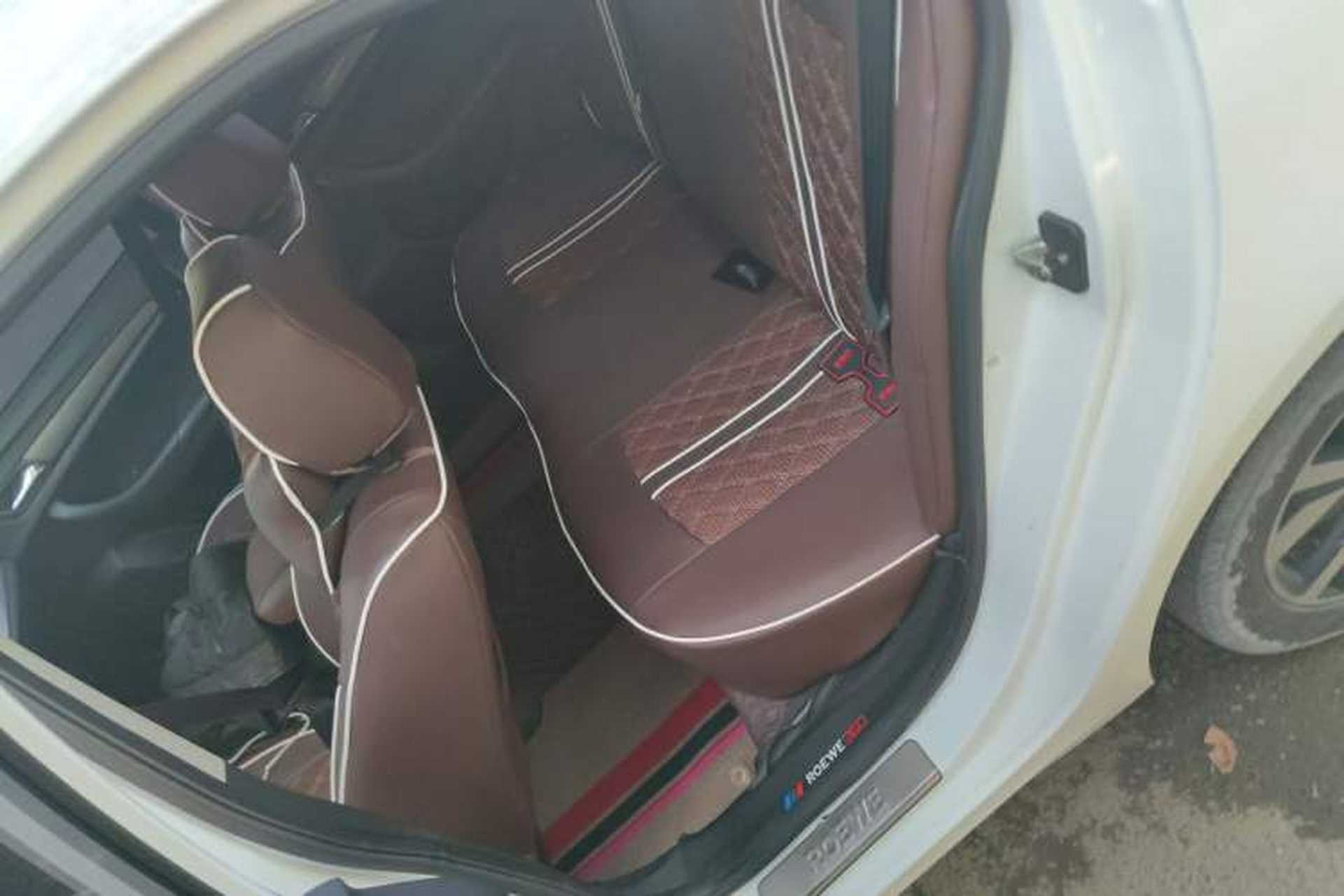 Used Roewe 360 2017 1.5L Automatic Luxury Edition Left Rear Seat