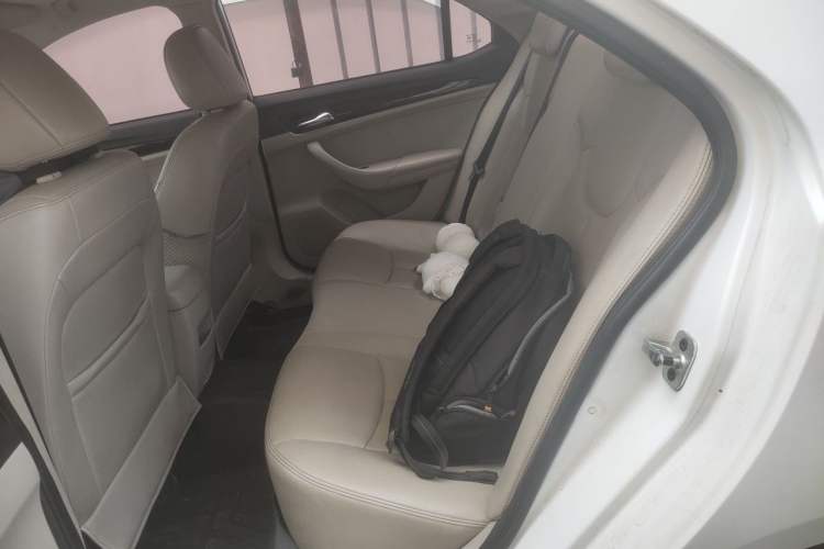 Used Roewe 360 2017 1.5L Automatic Luxury Edition Left Rear Seat