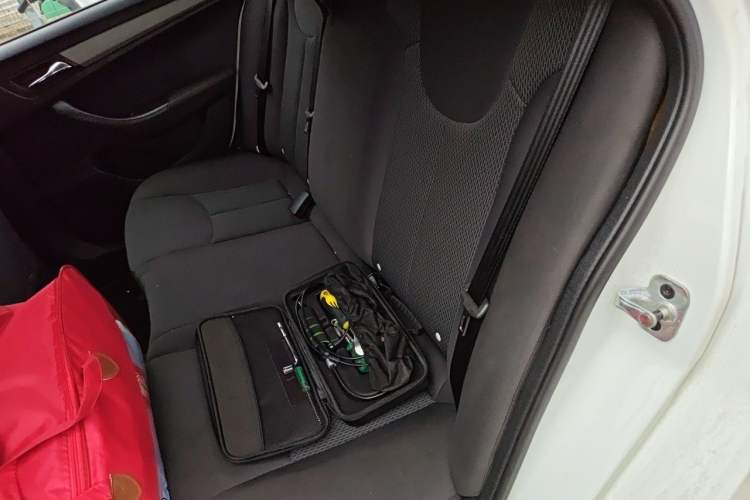 Used Roewe 360 2017 1.5L Automatic Smart Screen Version Left Rear Seat