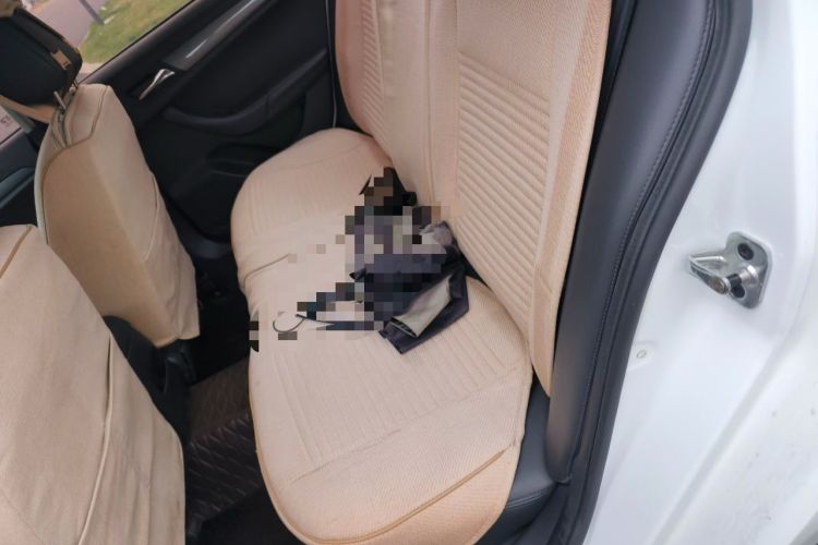 Used Roewe 360 2017 1.5L Automatic Luxury Edition Left Rear Seat