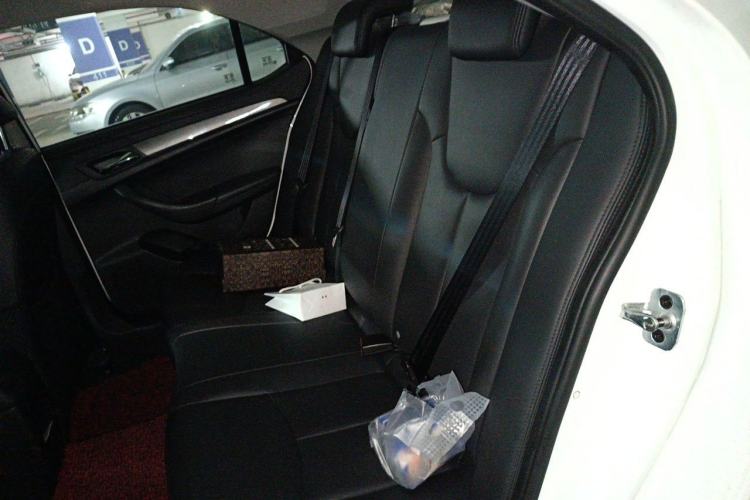 Used Roewe 360 2017 1.5L Automatic Luxury Edition Left Rear Seat