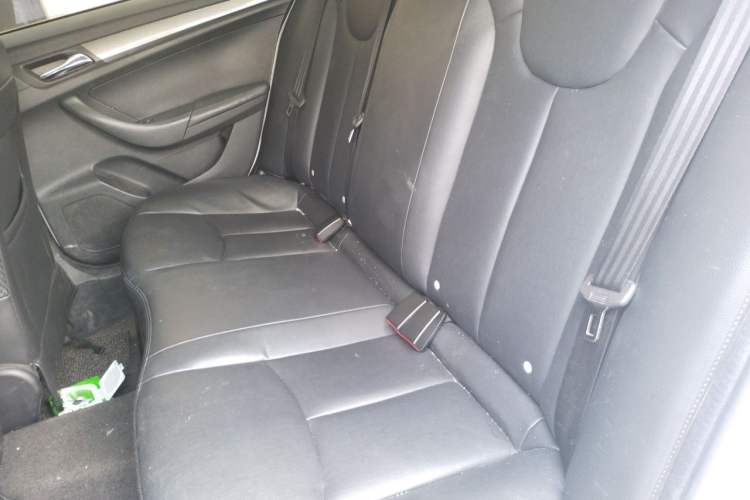 Used Roewe 360 2017 1.5L Automatic Luxury Edition Left Rear Seat