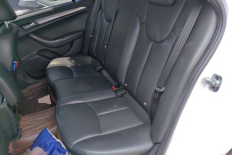 Used Roewe 360 2017 1.5L Automatic Luxury Edition Left Rear Seat
