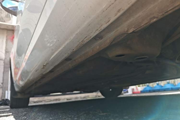 Used Roewe 360 2017 1.5L Automatic Luxury Edition Left Side Sill