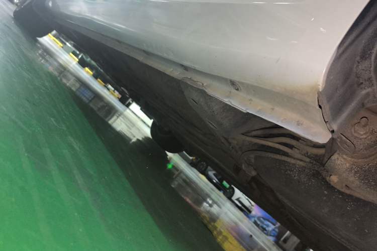 Used Roewe 360 2017 1.5L Automatic Luxury Edition Left Side Sill