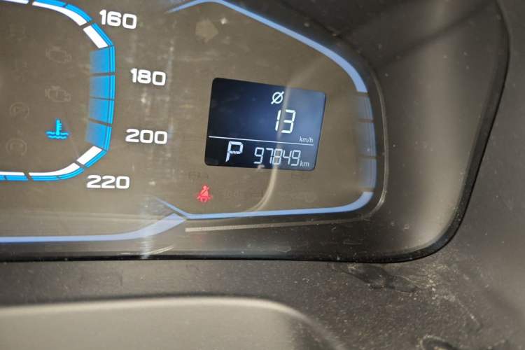 Used Roewe 360 2017 1.5L Automatic Luxury Edition Odometer Close Up
