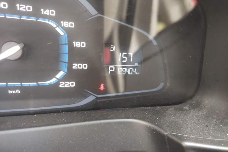 Used Roewe 360 2017 1.5L Automatic Luxury Edition Odometer Close Up
