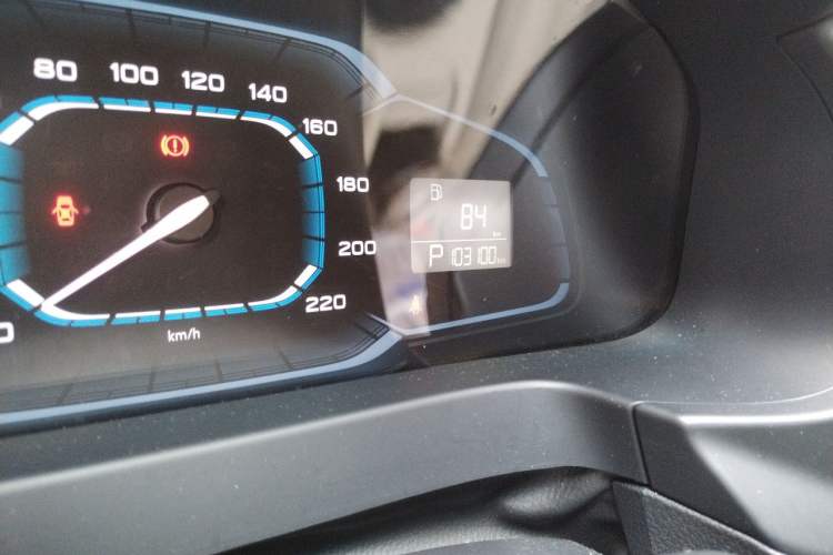 Used Roewe 360 2017 1.5L Automatic Luxury Edition Odometer Close Up