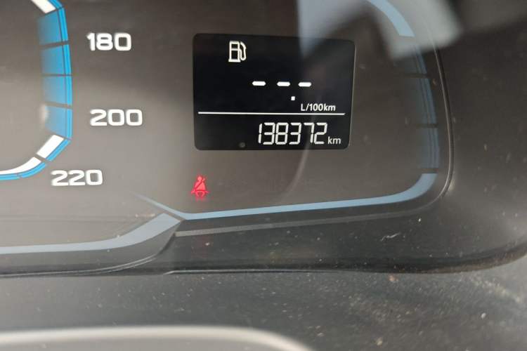 Used Roewe 360 2017 1.5L Manual Luxury Edition Odometer Close Up