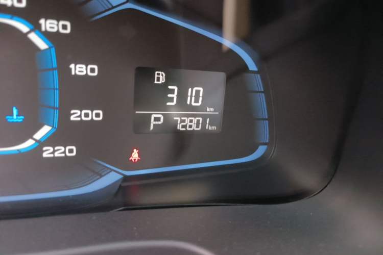 Used Roewe 360 2017 1.5L Automatic Luxury Edition Odometer Close Up