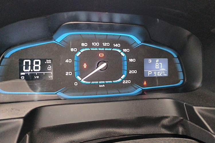 Used Roewe 360 2017 1.5L Automatic Smart Screen Version Odometer Close Up