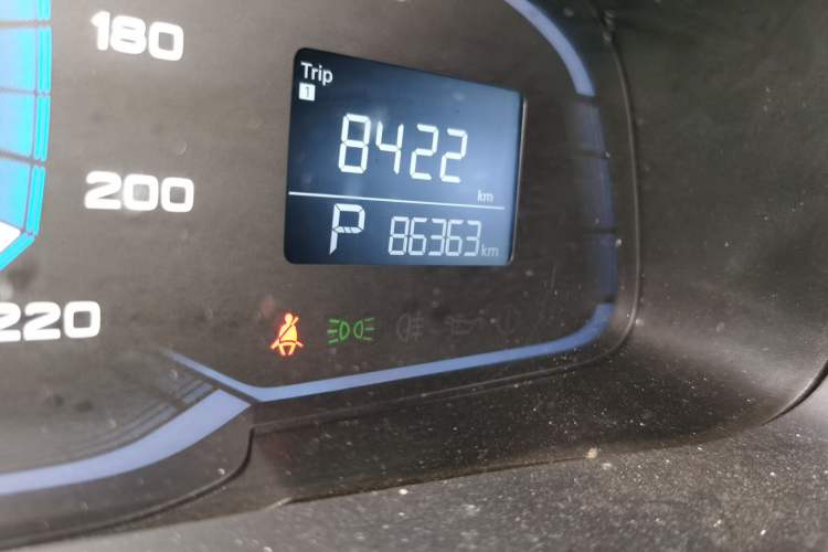 Used Roewe 360 2017 1.5L Automatic Luxury Edition Odometer Close Up