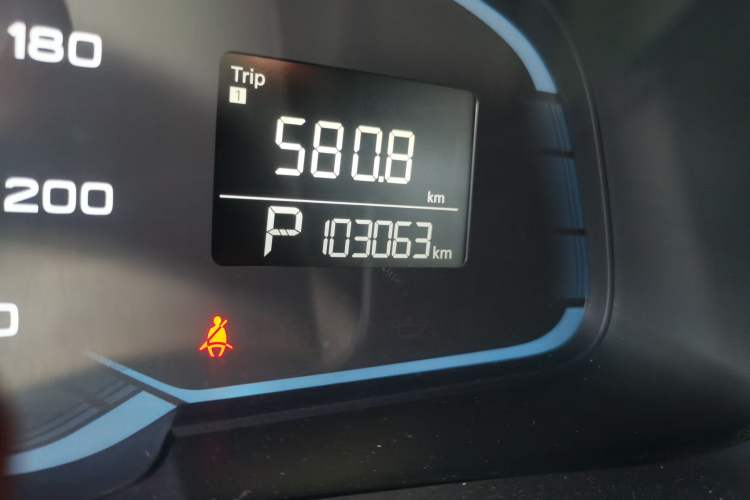 Used Roewe 360 2017 1.5L Automatic Luxury Edition Odometer Close Up