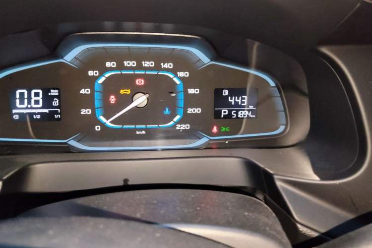 Used Roewe 360 2017 1.5L Automatic Luxury Edition Odometer Close Up