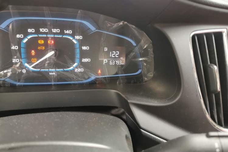 Used Roewe 360 2017 1.5L Automatic Smart Screen Version Odometer Close Up