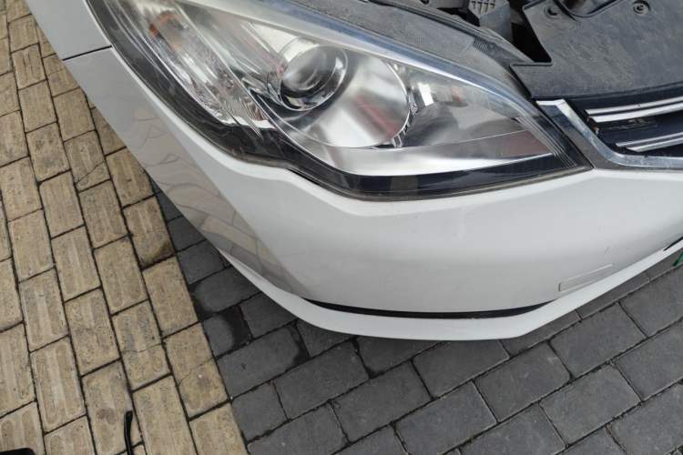 Used Roewe 360 2017 1.5L Manual Luxury Edition Right Front Headlight