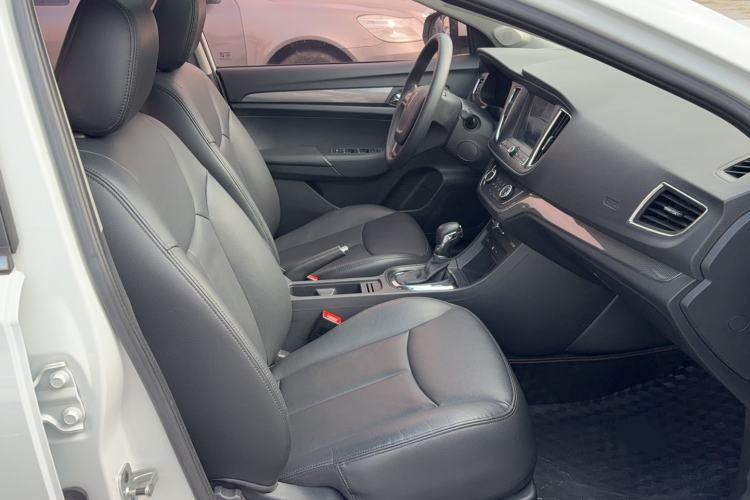 Used Roewe 360 2017 1.5L Automatic Luxury Edition Right Front Seat