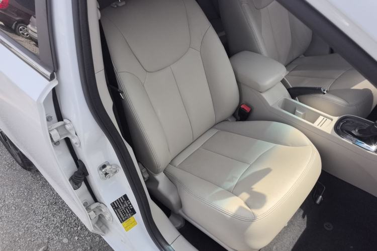 Used Roewe 360 2017 1.5L Automatic Luxury Edition Right Front Seat