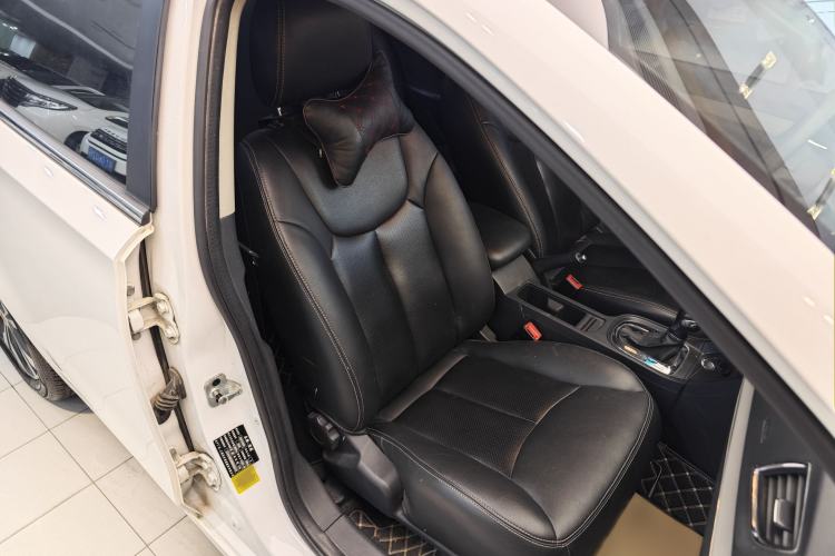 Used Roewe 360 2017 1.5L Automatic Smart Screen Version Right Front Seat
