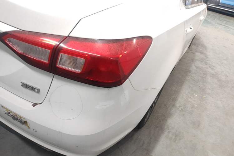 Used Roewe 360 2017 1.5L Manual Luxury Edition Right Rear Taillight