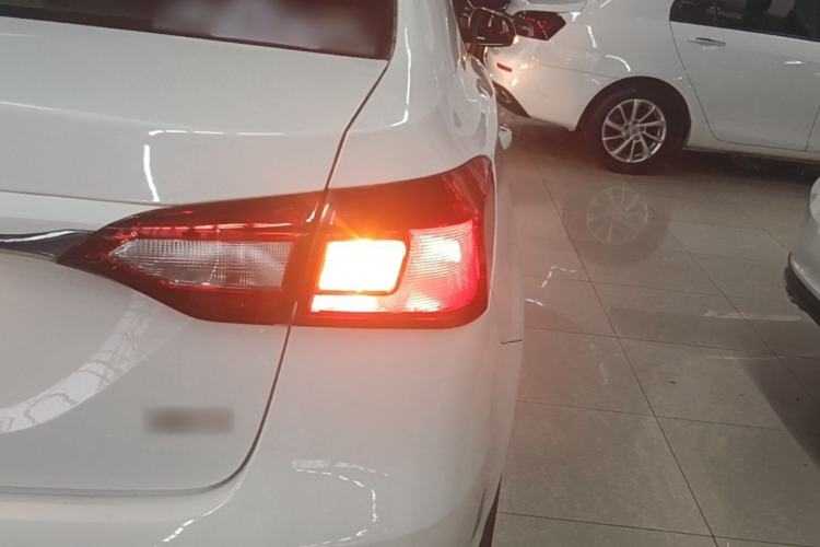 Used Roewe 360 2017 1.5L Automatic Luxury Edition Right Rear Taillight