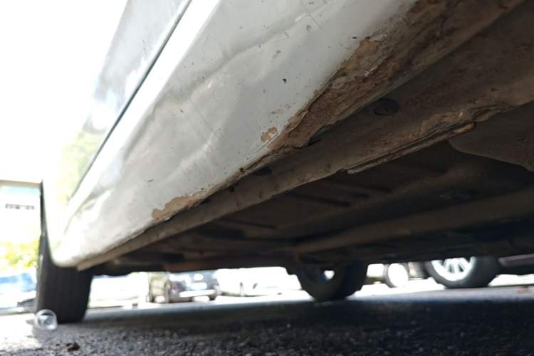 Used Roewe 360 2017 1.5L Automatic Luxury Edition Right Side Sill