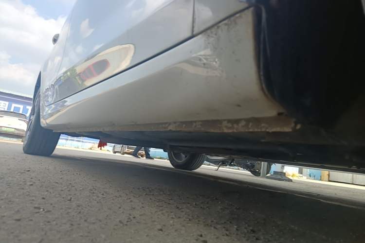 Used Roewe 360 2017 1.5L Automatic Luxury Edition Right Side Sill