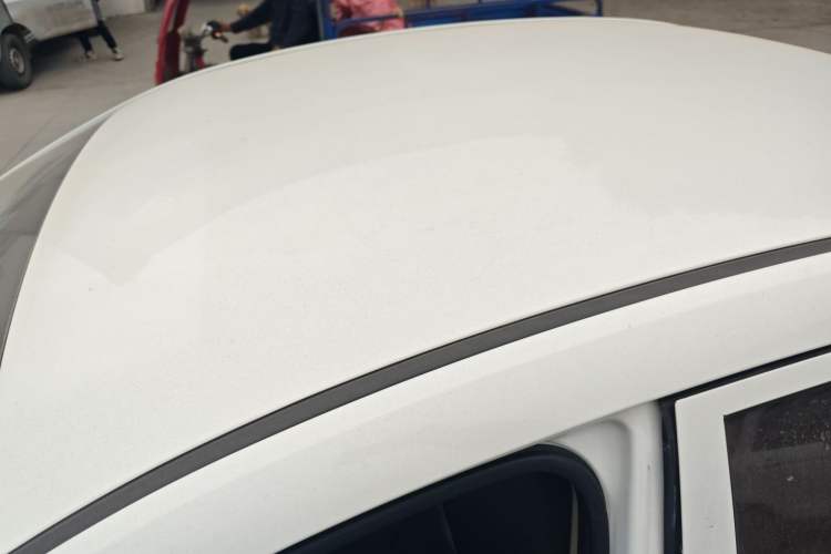 Used Roewe 360 2017 1.5L Manual Elite Edition Roof
