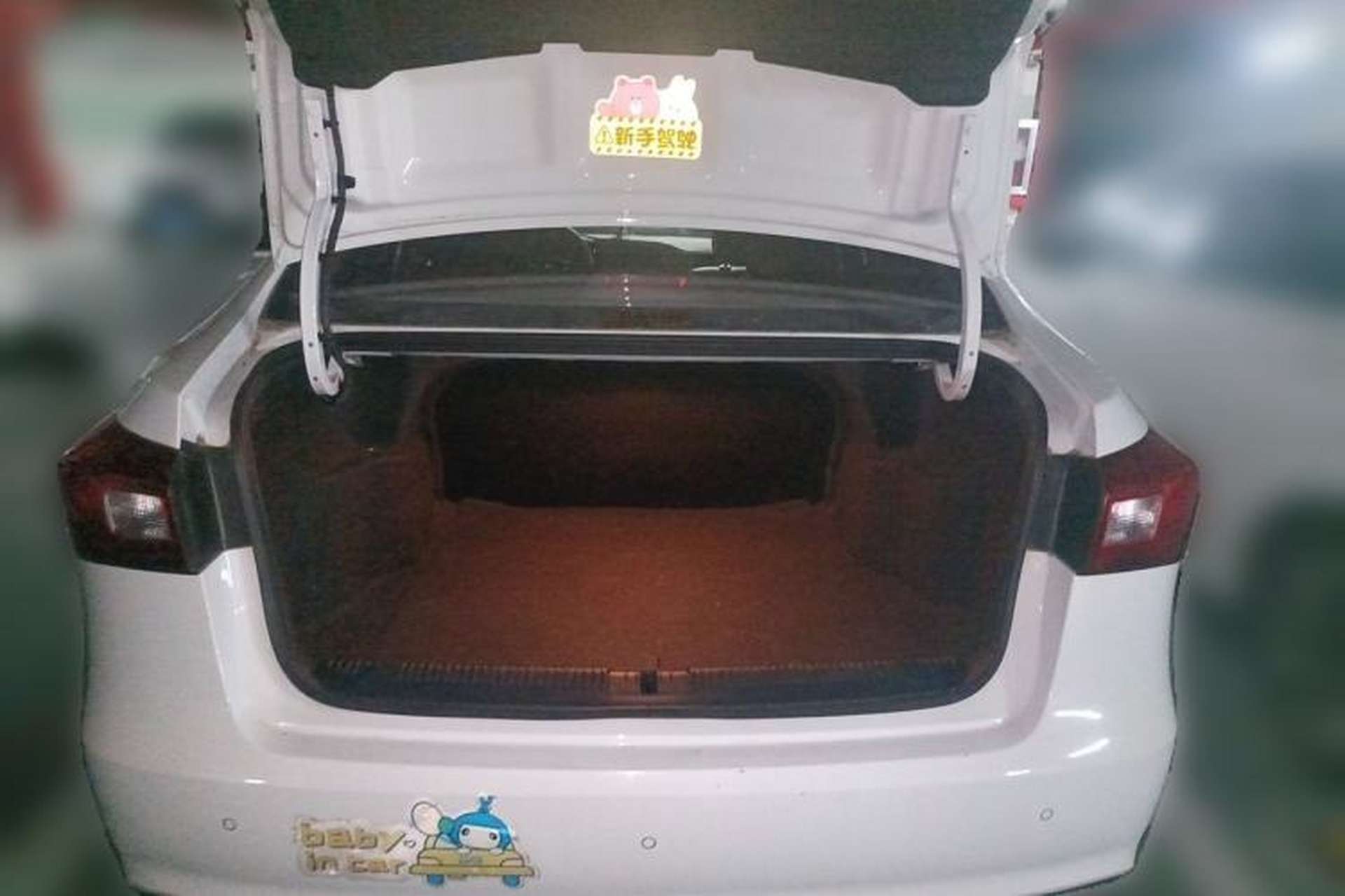 Used Roewe 360 2017 1.5L Automatic Luxury Edition Trunk