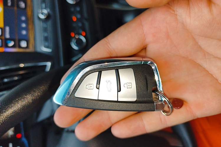 Used Roewe 360 2017 1.5L Automatic Luxury Edition Vehicle Key