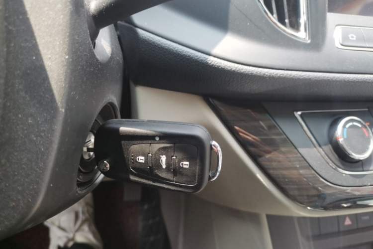 Used Roewe 360 2017 1.5L Automatic Luxury Edition Vehicle Key