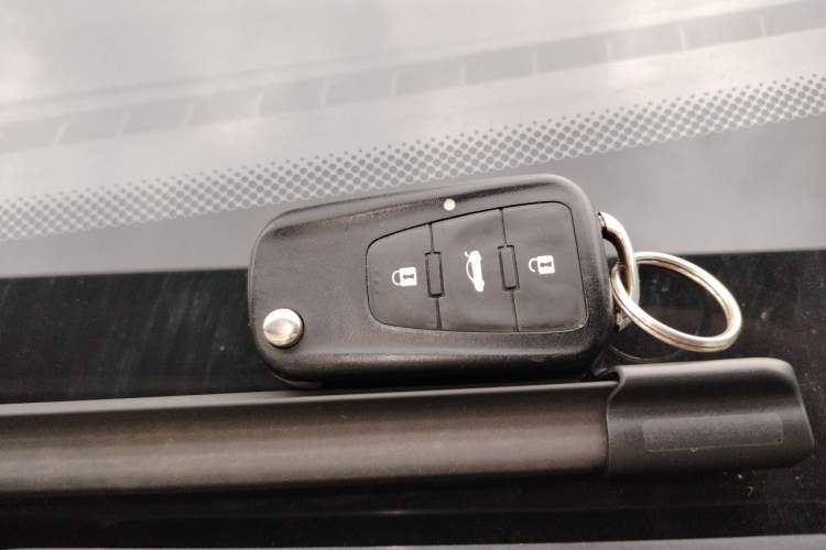 Used Roewe 360 2017 1.5L Automatic Luxury Edition Vehicle Key