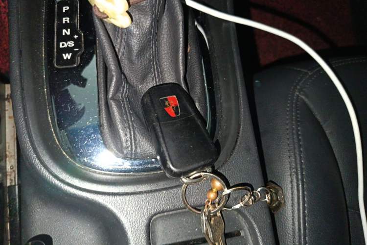 Used Roewe 360 2017 1.5L Automatic Luxury Edition Vehicle Key