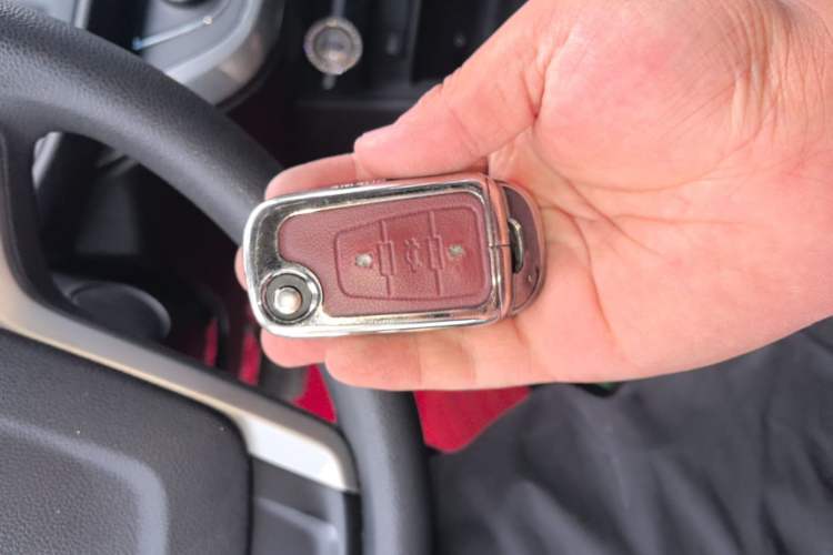 Used Roewe 360 2017 1.5L Automatic Luxury Edition Vehicle Key