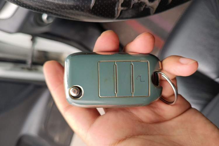 Used Roewe 360 2017 1.5L Automatic Luxury Edition Vehicle Key
