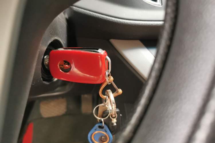 Used Roewe 360 2017 1.5L Automatic Smart Screen Version Vehicle Key