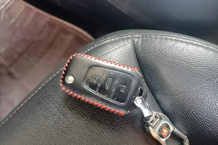 Used Roewe 360 2017 1.5L Automatic Luxury Edition Vehicle Key
