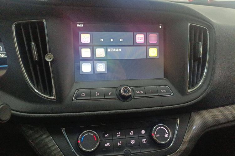 Used Roewe 360 2017 1.5L Automatic Luxury Edition Audio And AC Panel