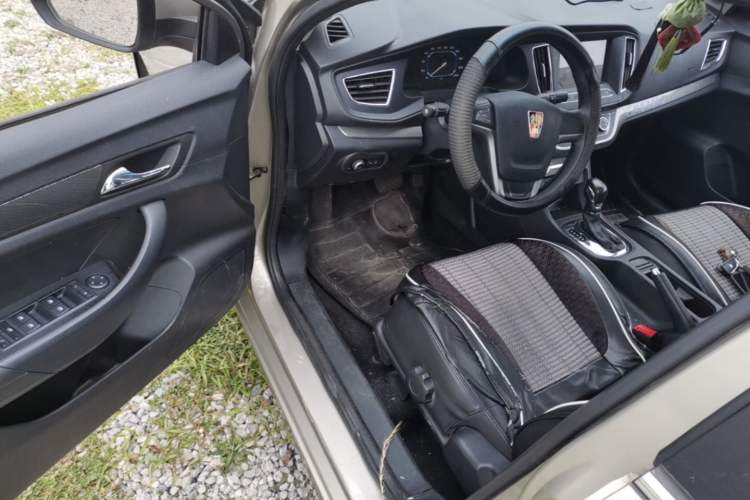 Used Roewe 360 2017 1.5L Automatic Luxury Edition Driver Seat
