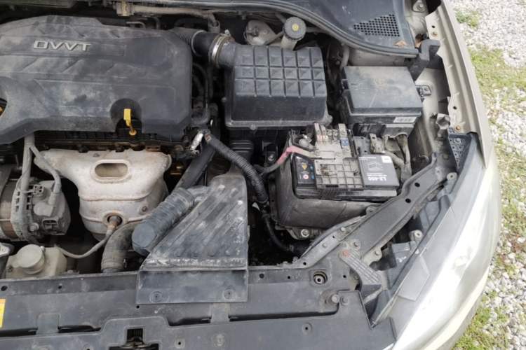 Used Roewe 360 2017 1.5L Automatic Luxury Edition Engine Bay Left
