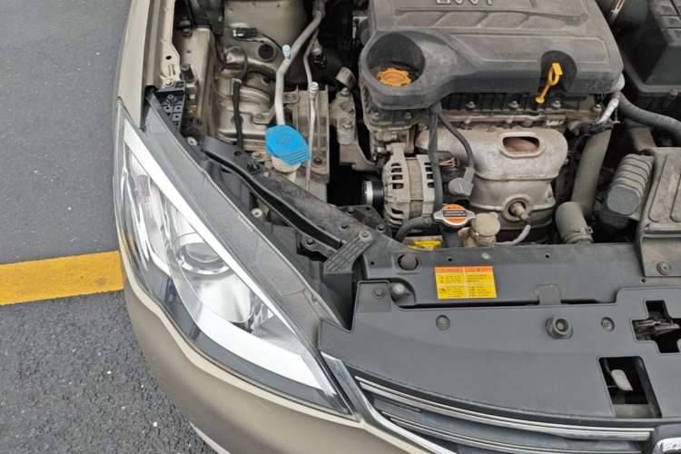 Used Roewe 360 2017 1.5L Manual Luxury Edition Engine Bay Right