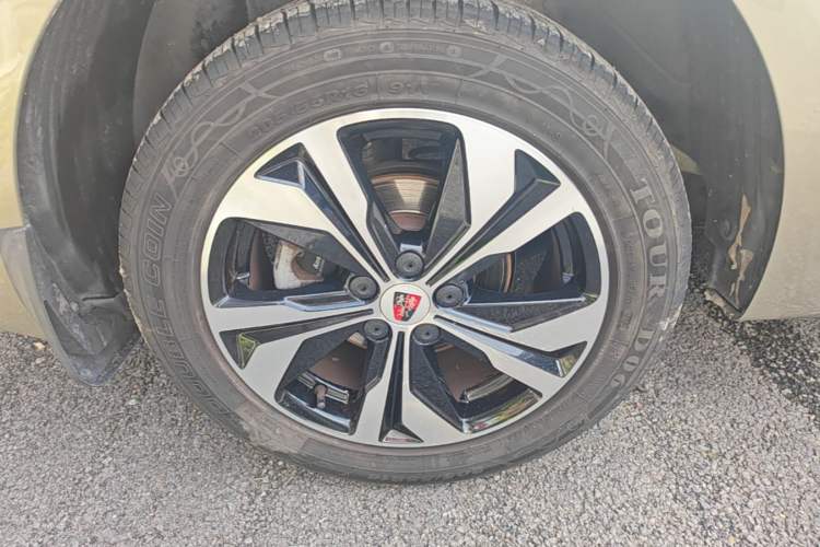 Used Roewe 360 2017 1.5L Automatic Luxury Edition Exterior 5