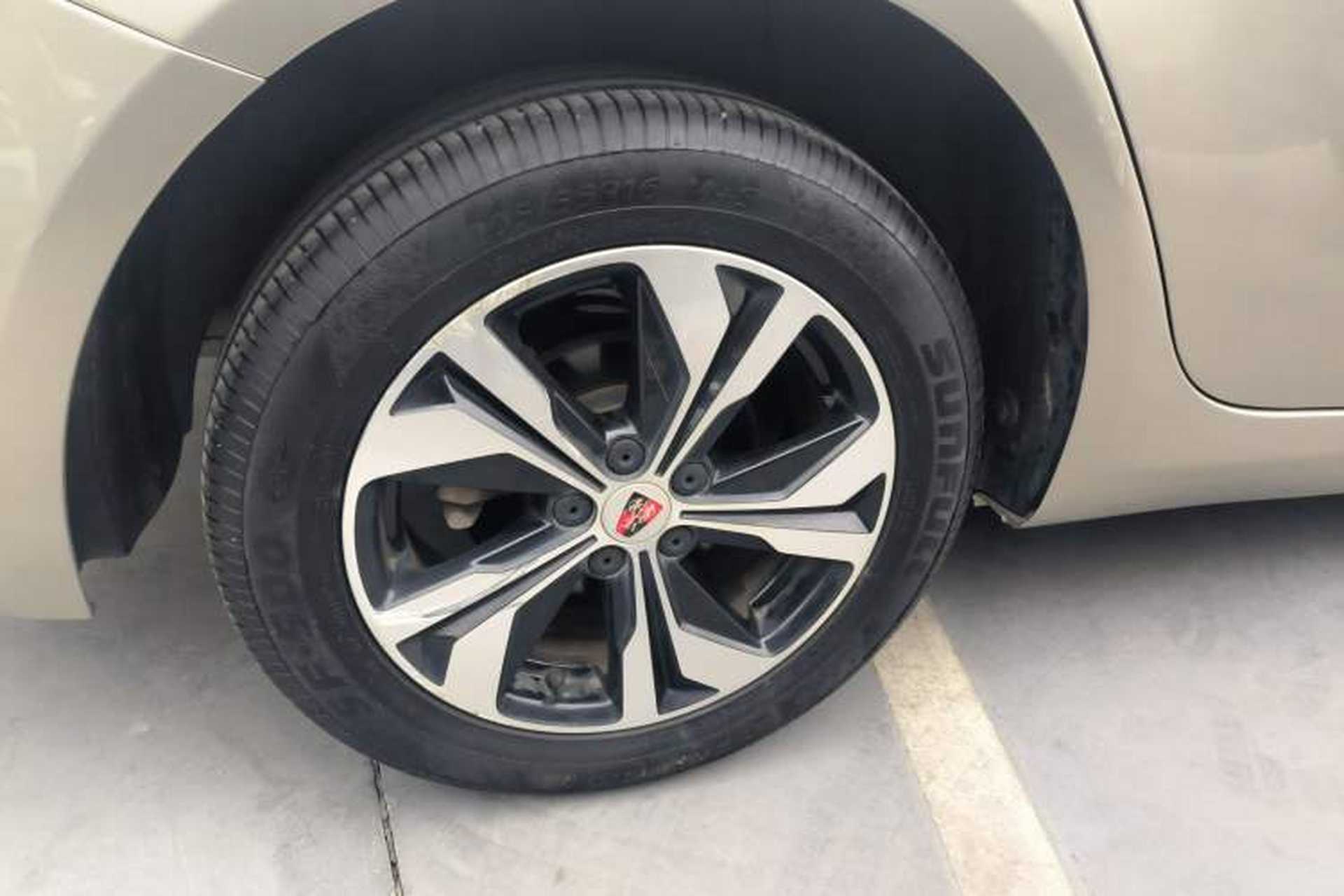 Used Roewe 360 2017 1.5L Automatic Luxury Edition Exterior 8