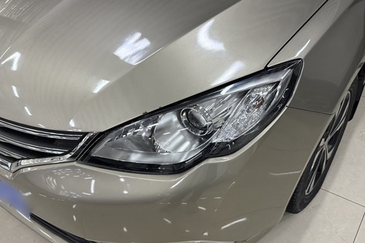 Used Roewe 360 2017 1.5L Automatic Luxury Edition Exterior 9