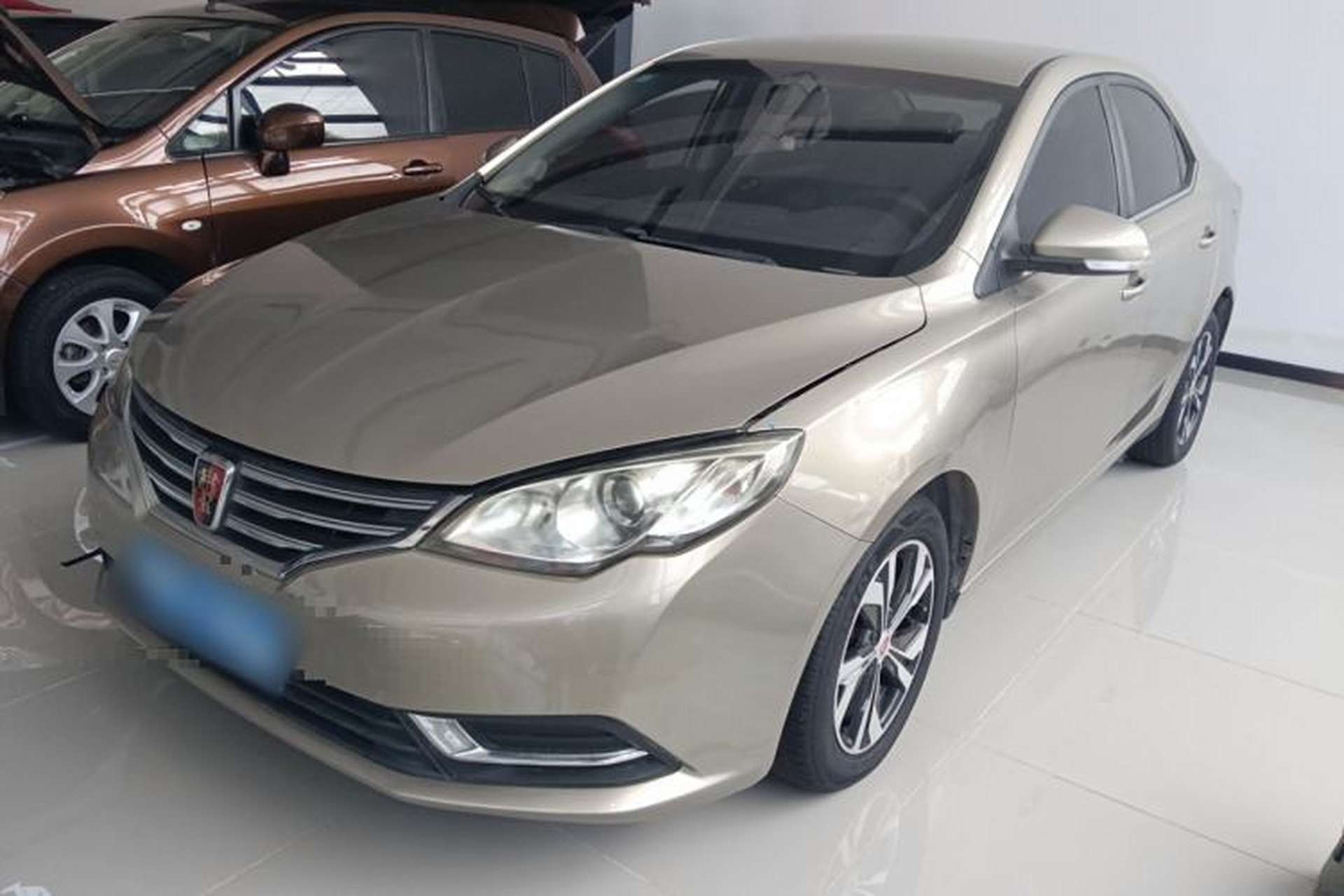 Used Roewe 360 2017 1.5L Automatic Smart Screen Version Front Left 45 Deg