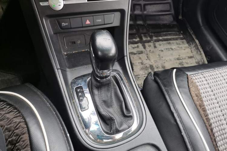 Used Roewe 360 2017 1.5L Automatic Luxury Edition Gear Lever